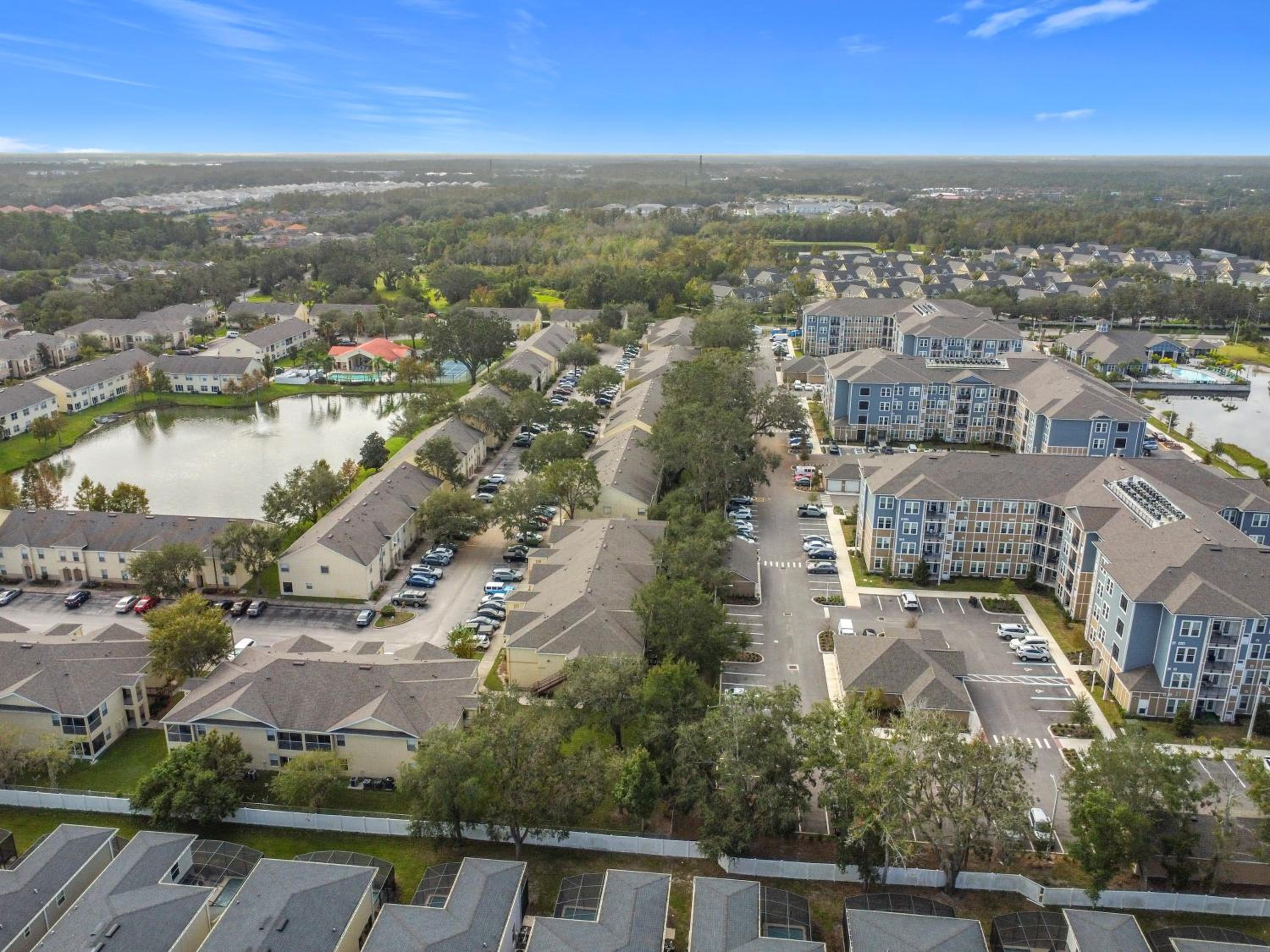 The Galactic Getaway, 3Bed, 2Bath Apartment, Free Parking, Heated Pool view 5
