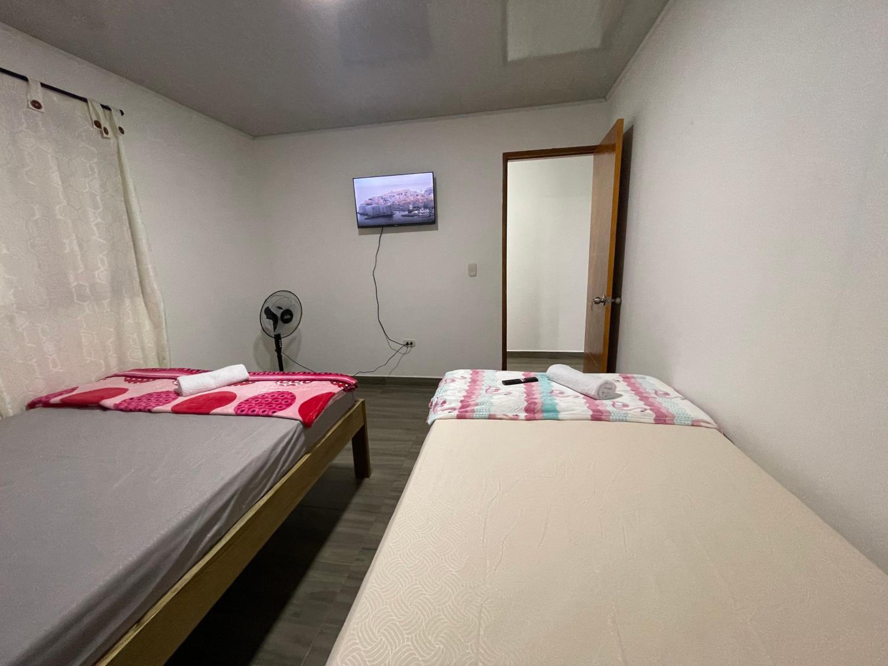 APARTAMENTO AMOBLADO CON piscina