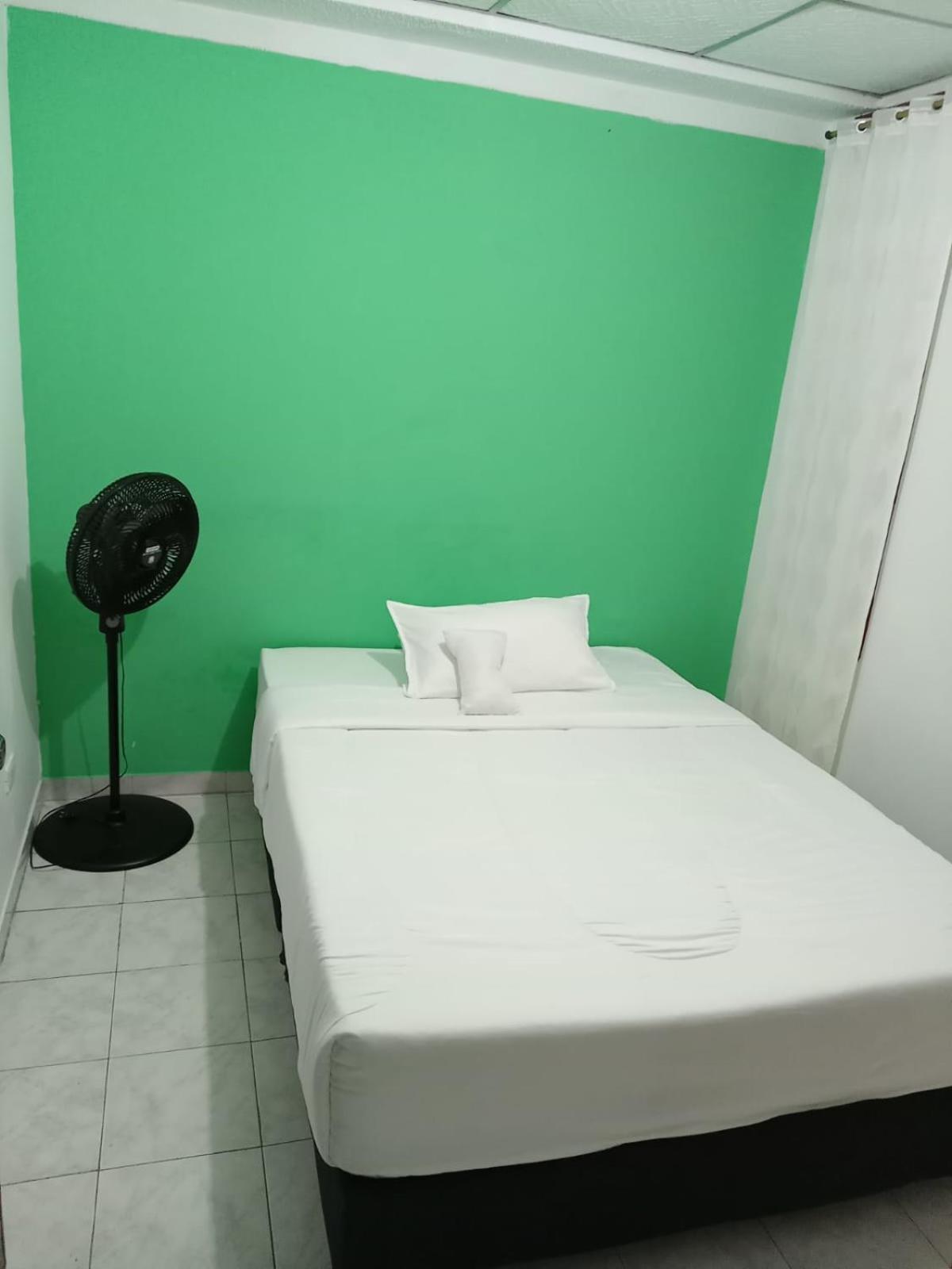 Casa amplia con garaje