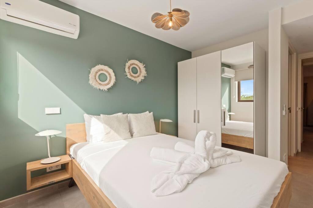 Jan Sofat LUX A12, resort, pool, ground floor