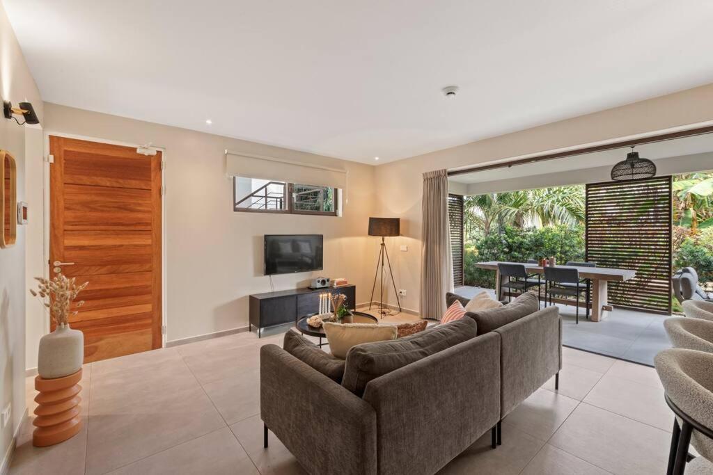Jan Sofat LUX A12, resort, pool, ground floor