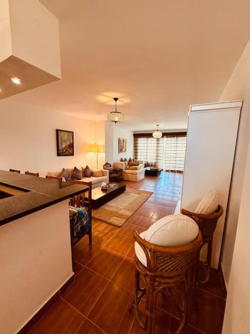 Modern Duplex Chalet with Lake View Einbay view 3