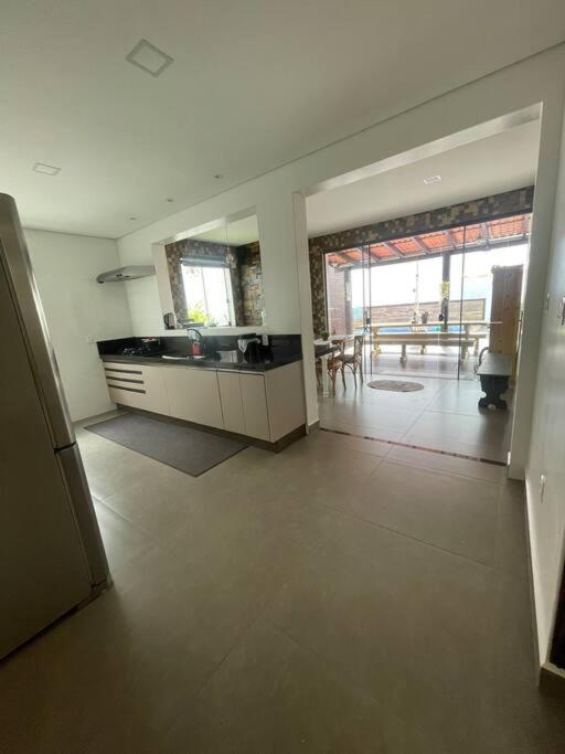 Linda Casa 4 quartos com piscina para família na praia de Canasvieiras