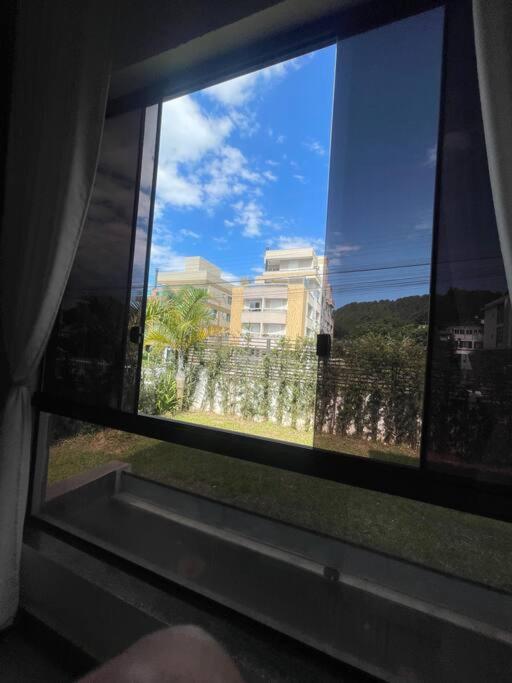 Linda Casa 4 quartos com piscina para família na praia de Canasvieiras
