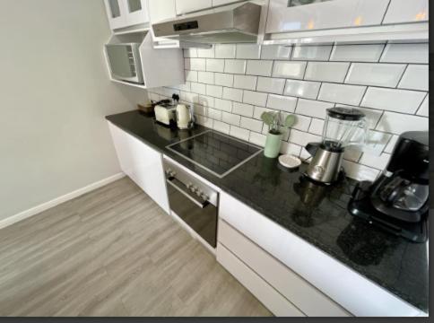 Seaside Family Retreat at Ocean13 view 3