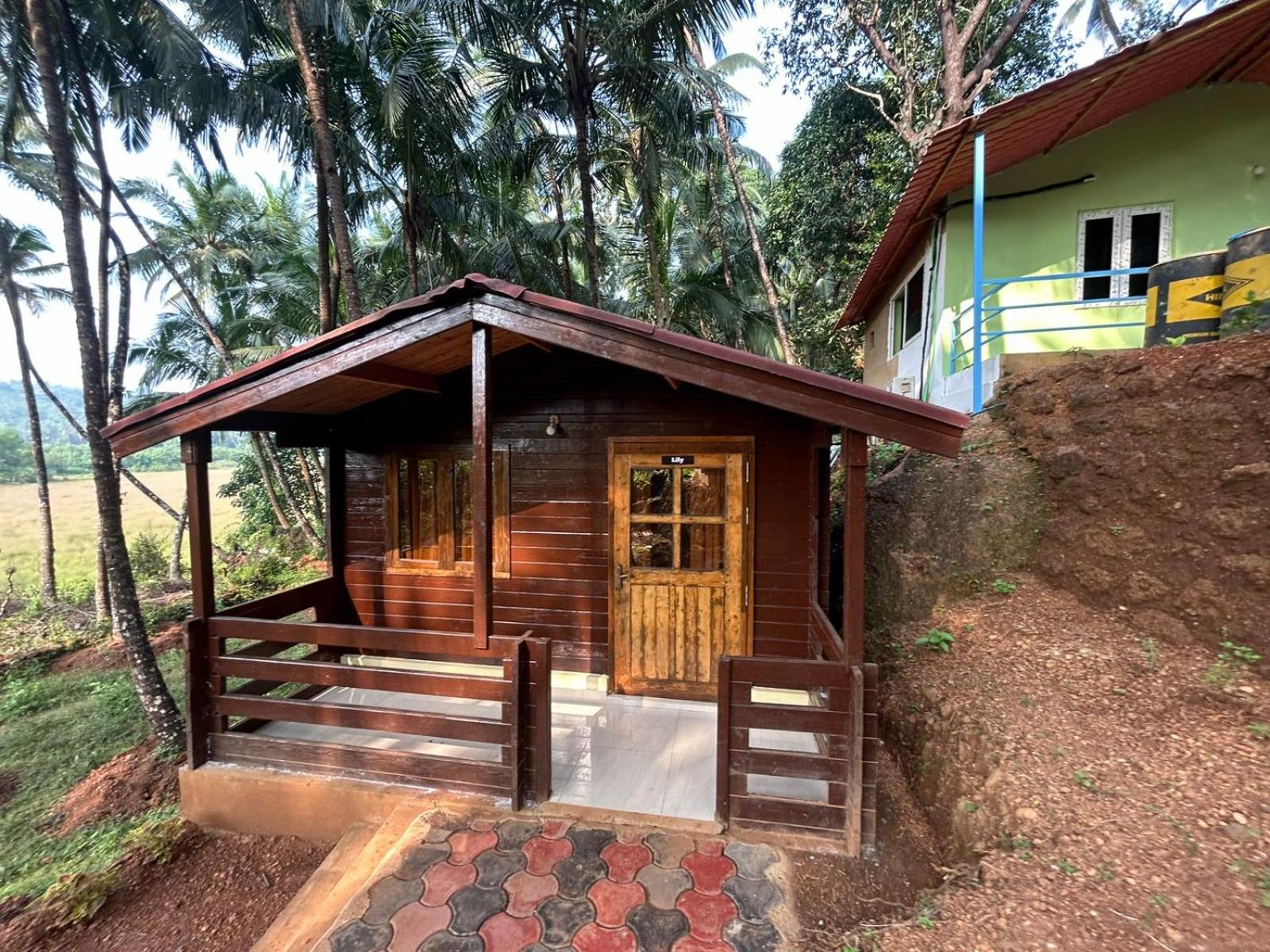 Mountain Breeze Wooden Cottages