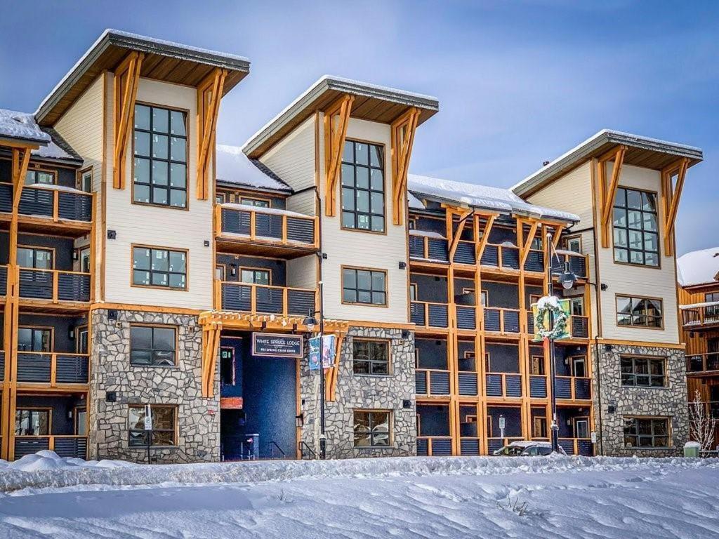 Spring Creek Spacious 3 Bed 2 Bath