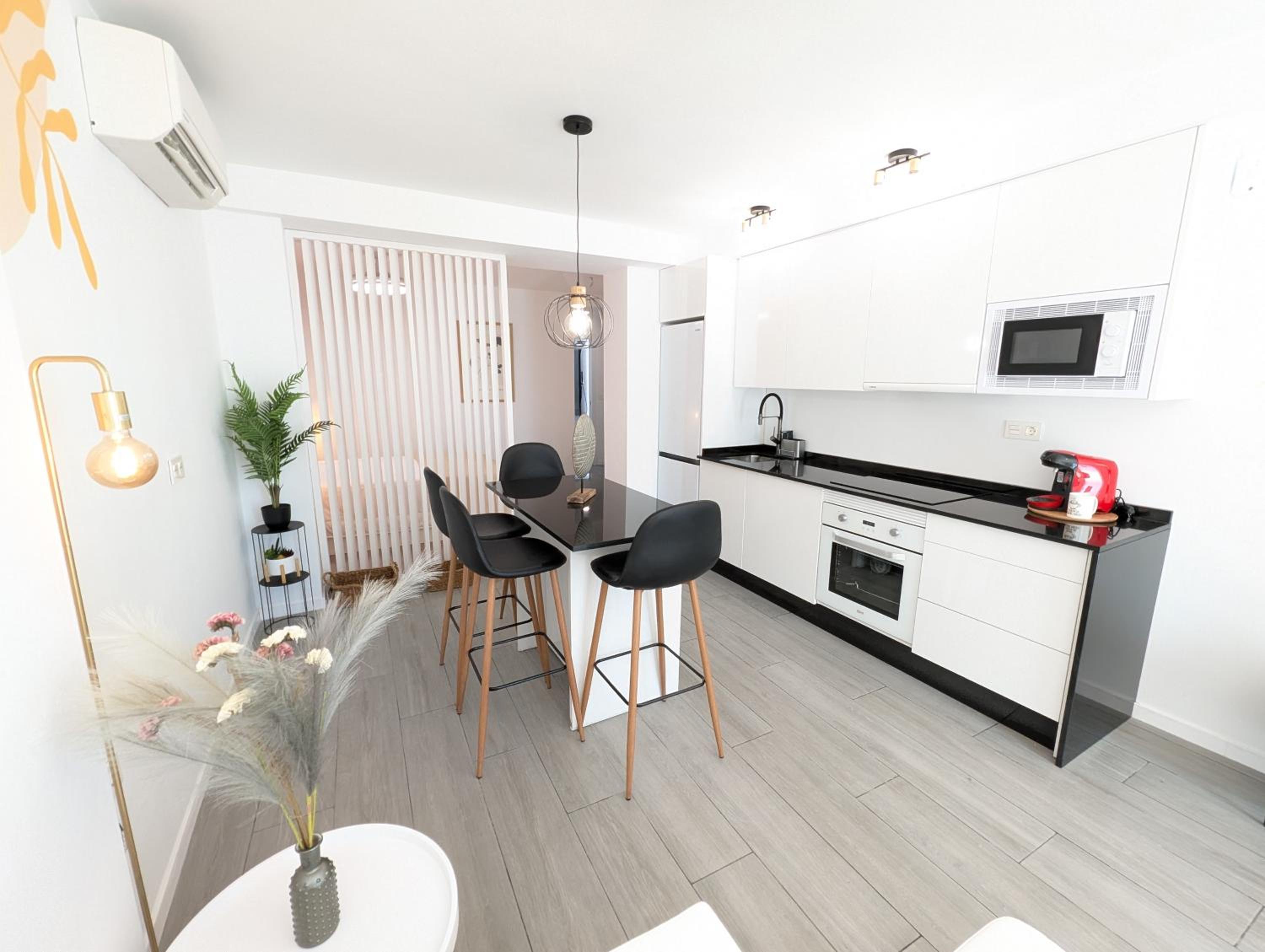 BAJONDILLO LOFT FRENTE AL MAR