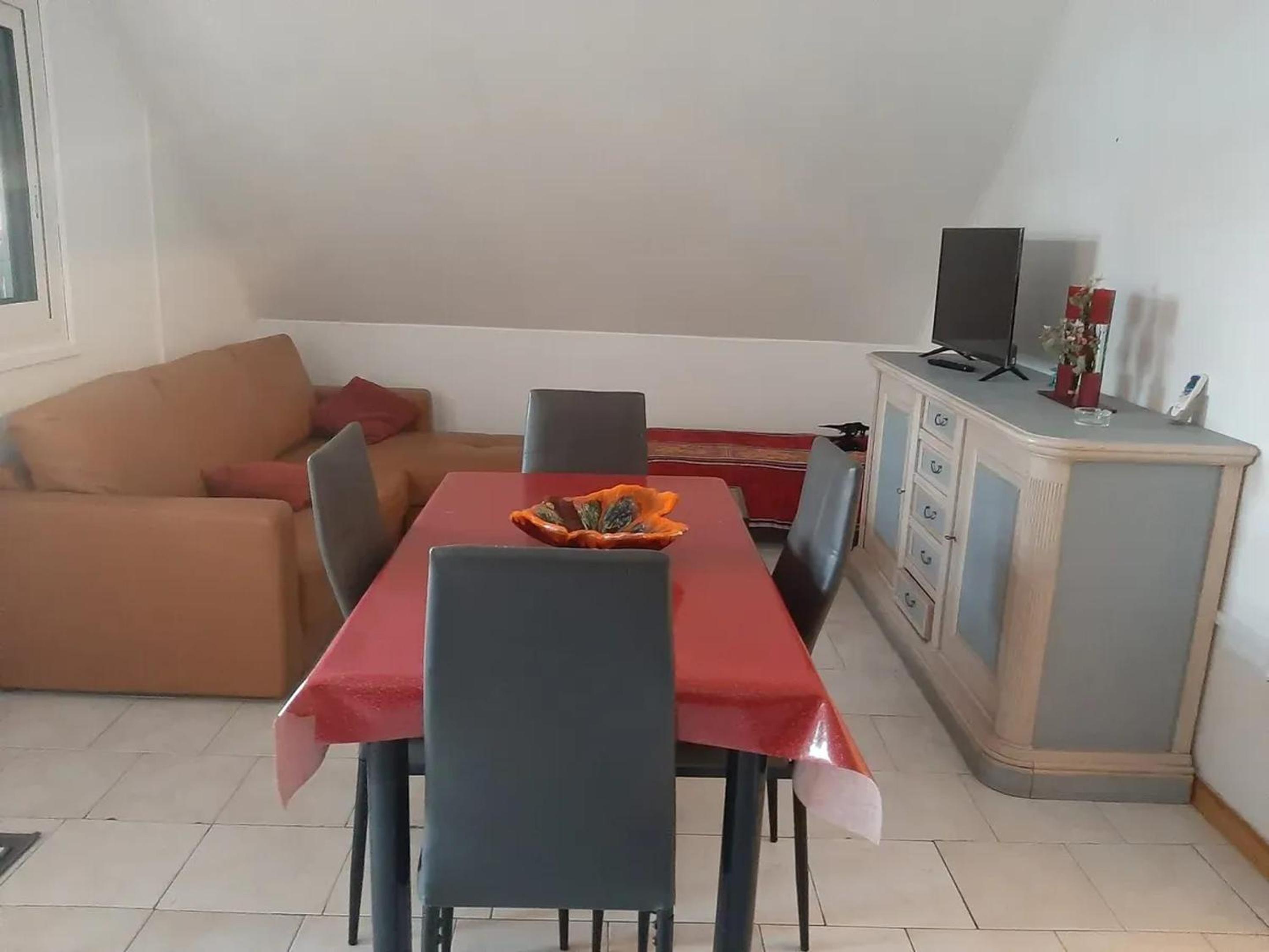 Appartement accueillant a Terre Sainte 75 m² proximite mer view 2