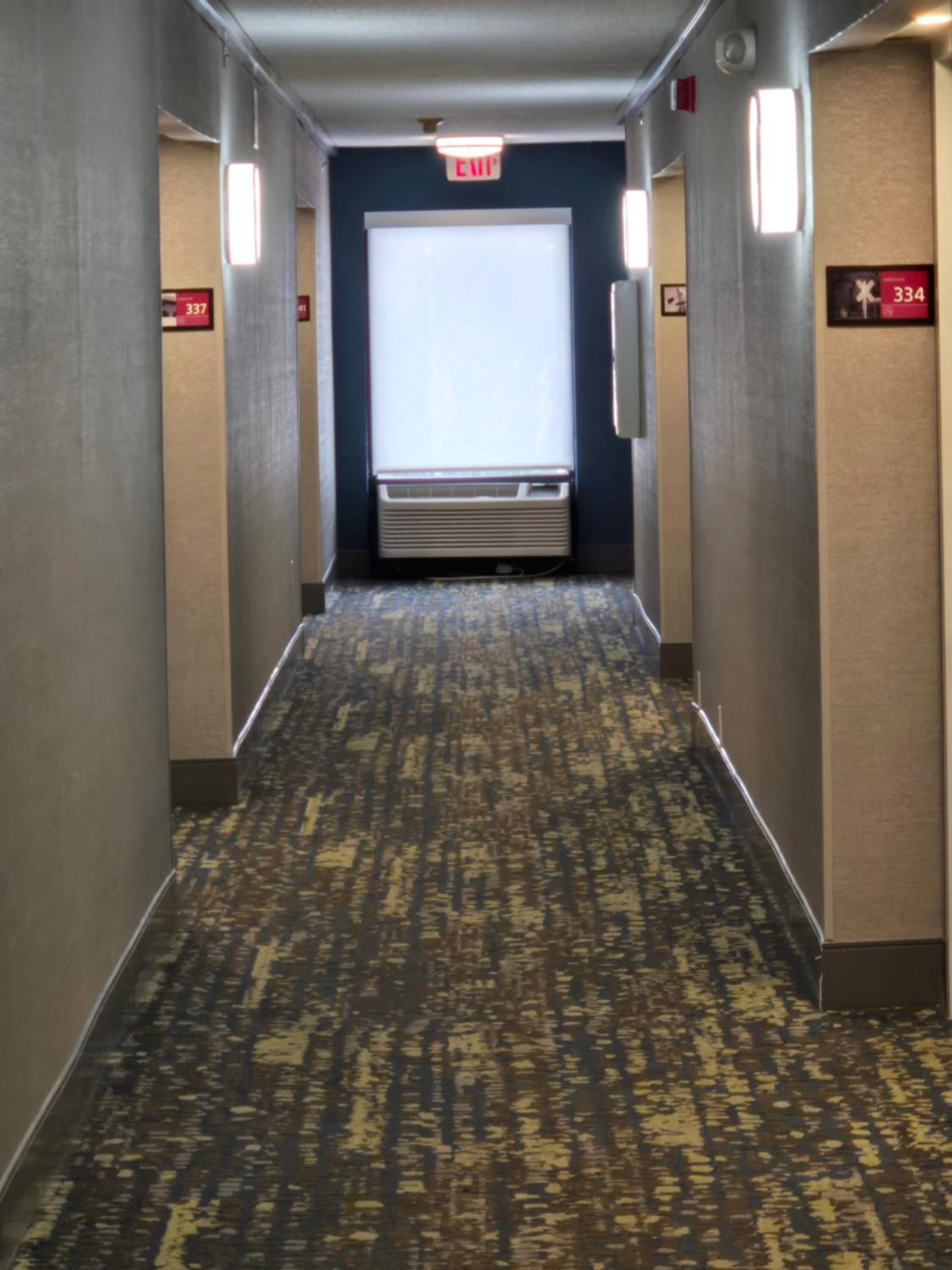Commerce Vacations - Hampton Inn Commerce - Property Image 2