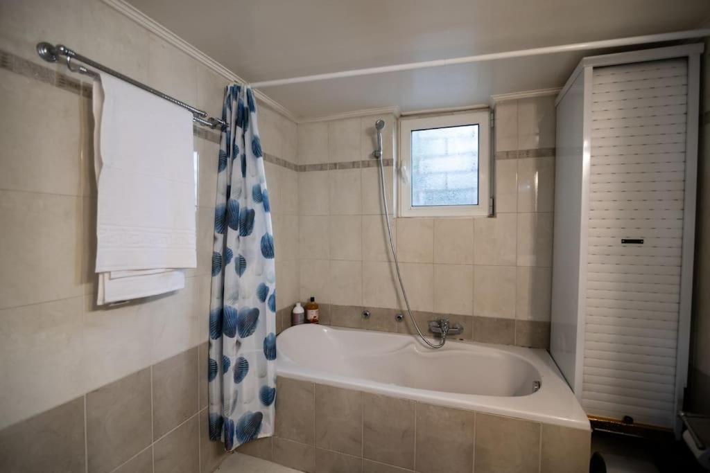 Maria Cozy Getaway in Glyfada