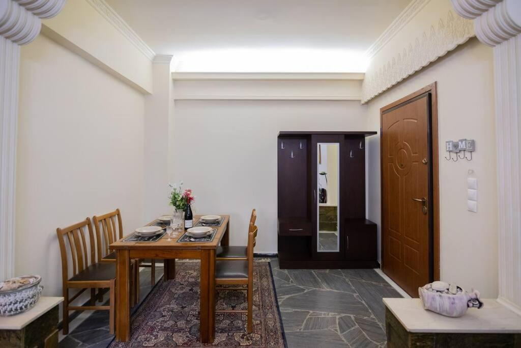 Maria Cozy Getaway in Glyfada