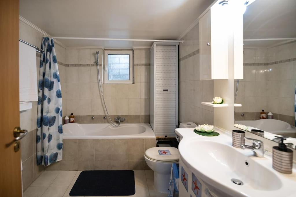 Maria Cozy Getaway in Glyfada
