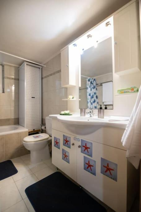 Maria Cozy Getaway in Glyfada