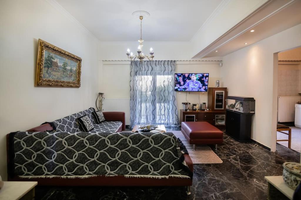 Maria Cozy Getaway in Glyfada