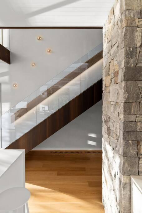 Oakmere House on Portage Inlet