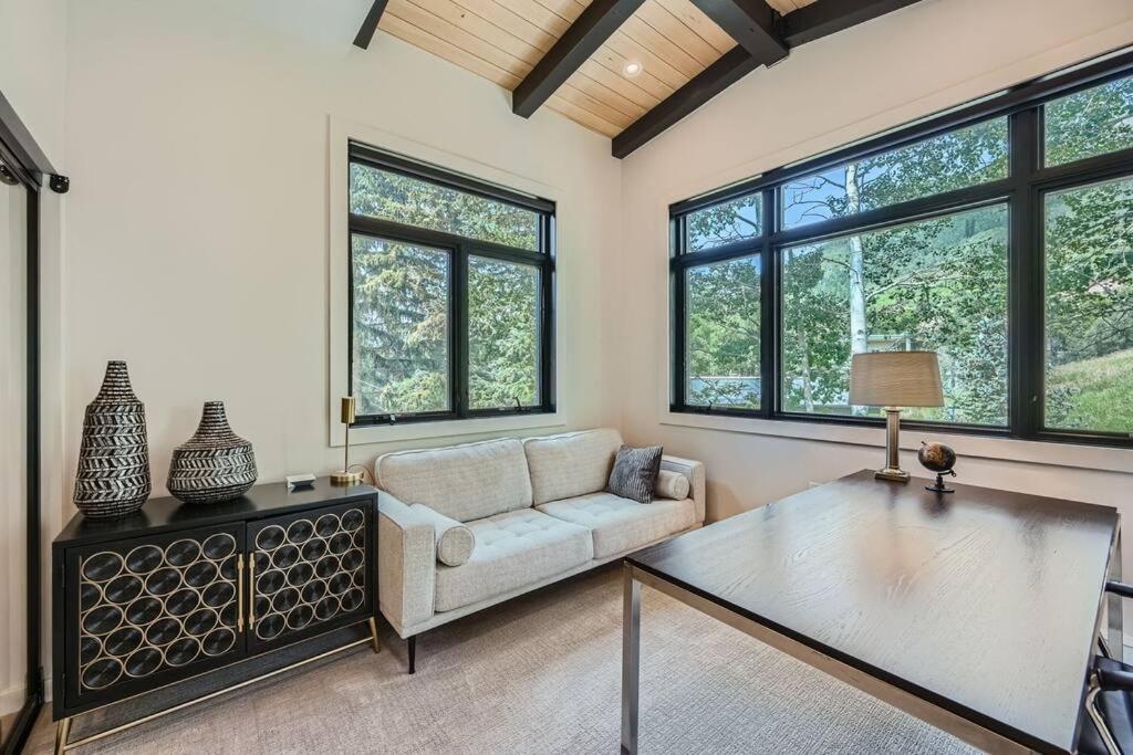 Wapo Chalet Winter SALE NOW 4 Bdrm Dogs OK view 3