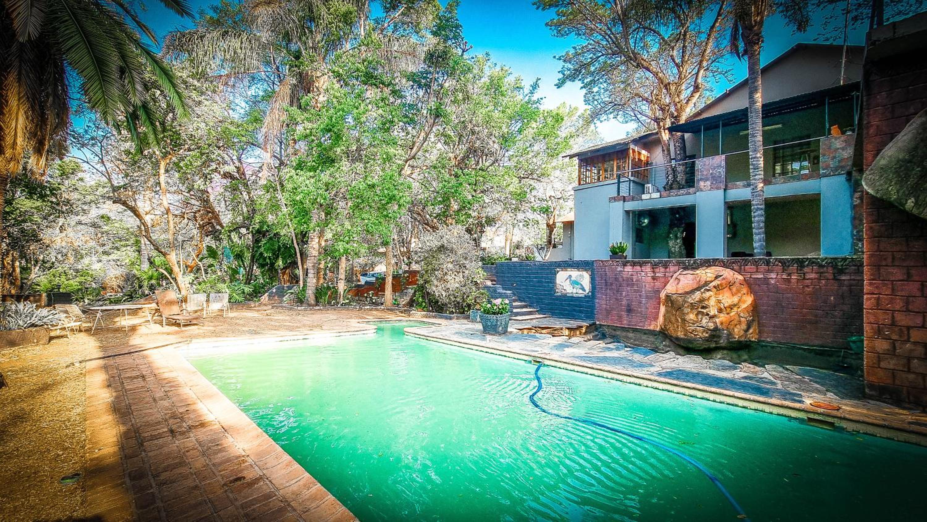 Montrose River Lodge