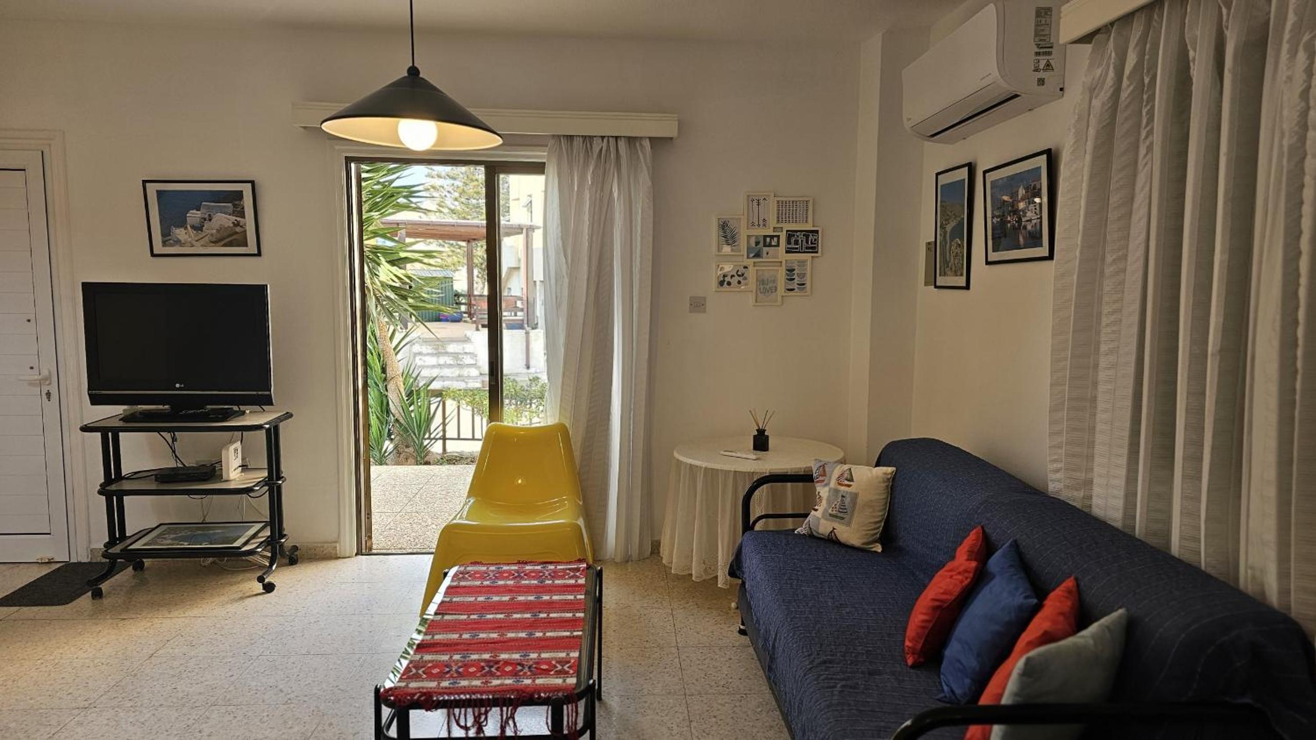 STAY Retro Retreat
