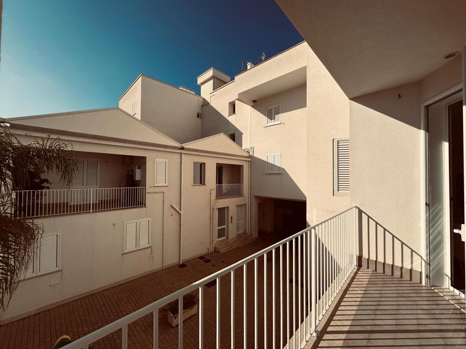 Residence Spiaggia Centro - Aria Condizionata Wi-Fi&SelfCheck-In - Sole&Mare Home