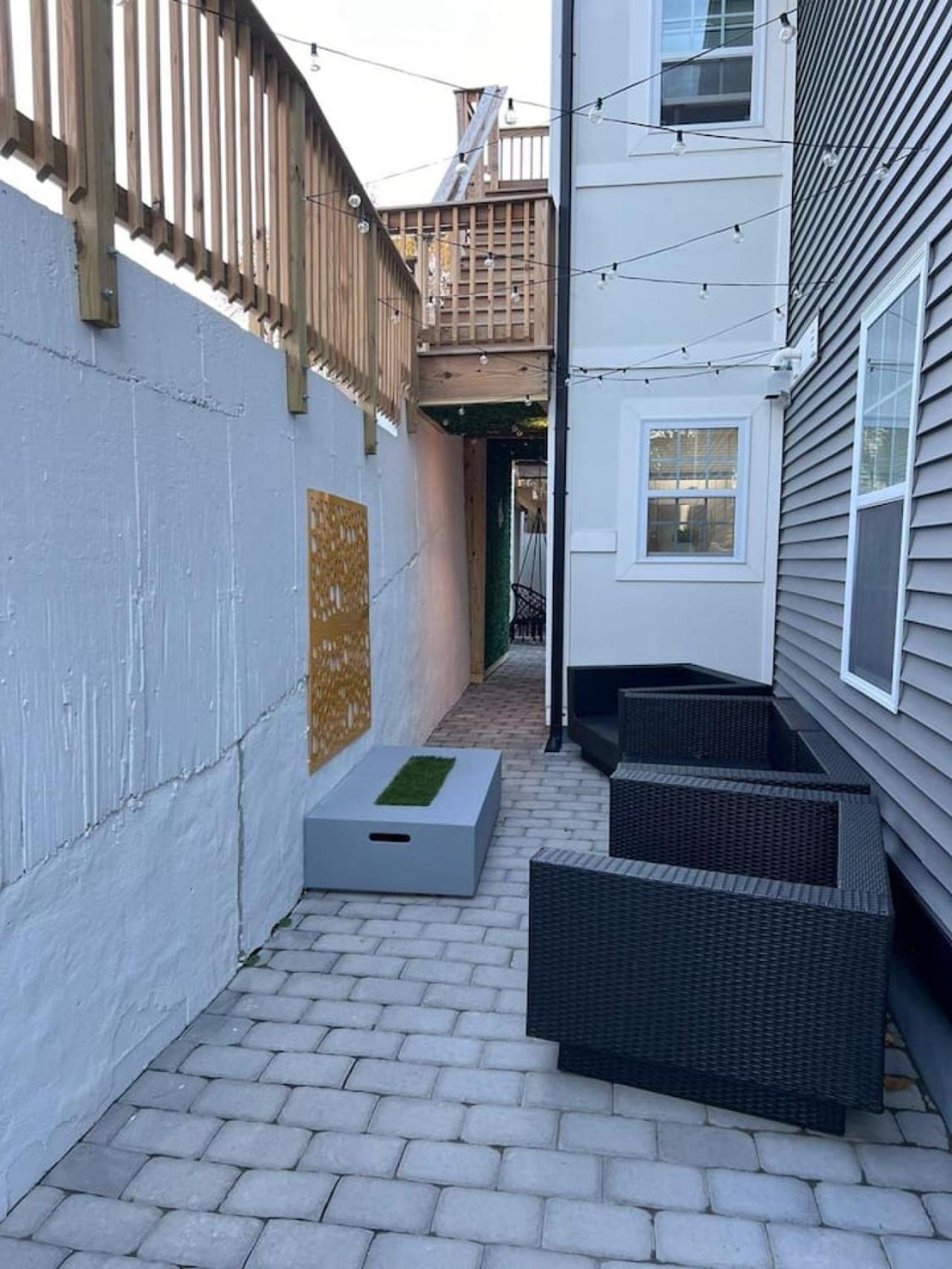 Modern 3BR Near FSU - 15 Min to Wachusett view 5