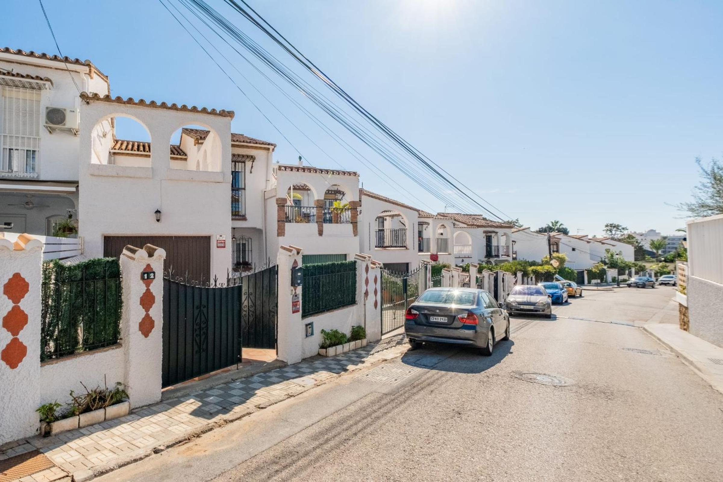 Villa Bungavilla Charm and Comfort Near the Beach in Caleta de Vélez view 2
