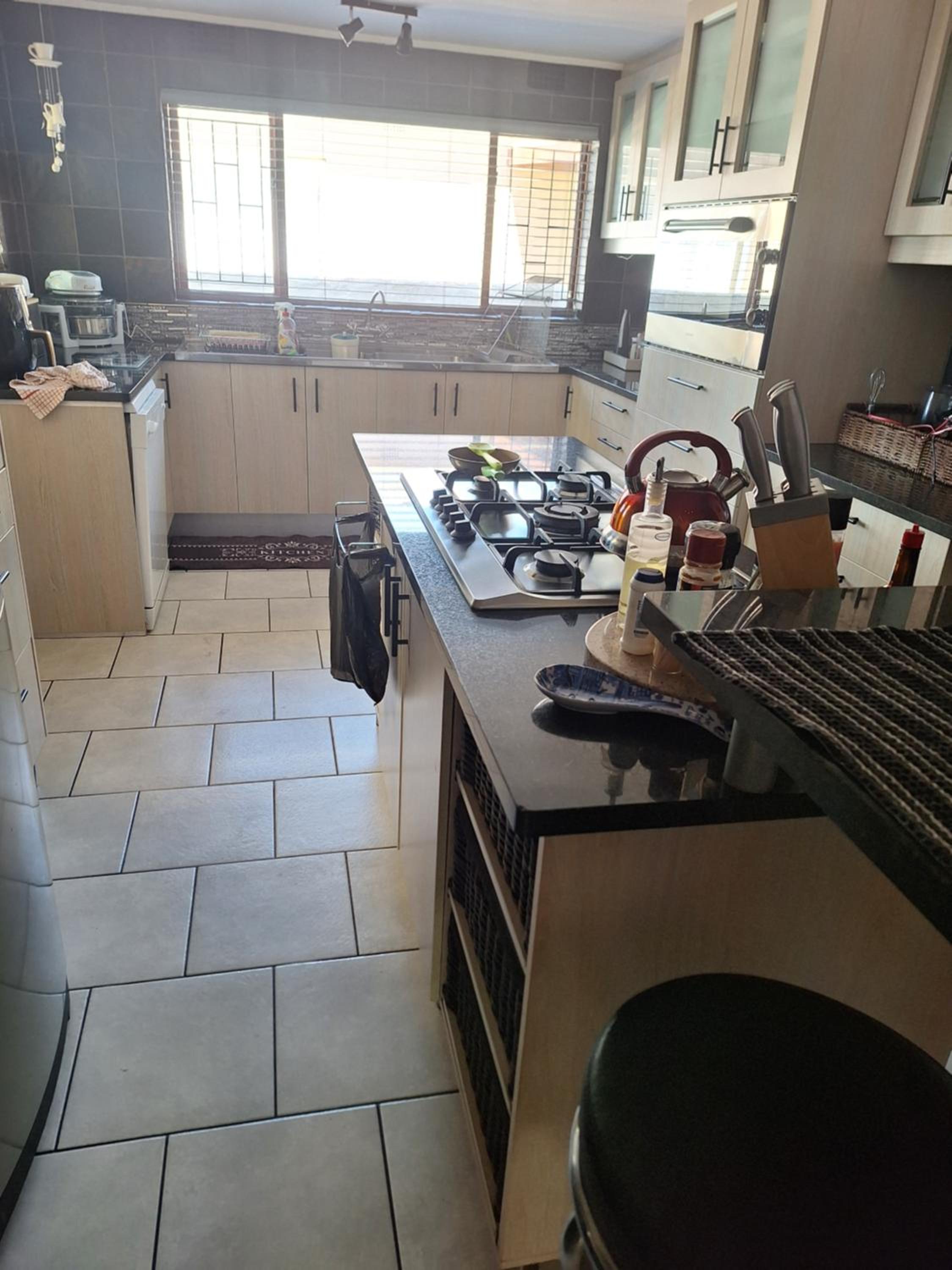 Kraaifontein Family Home view 3