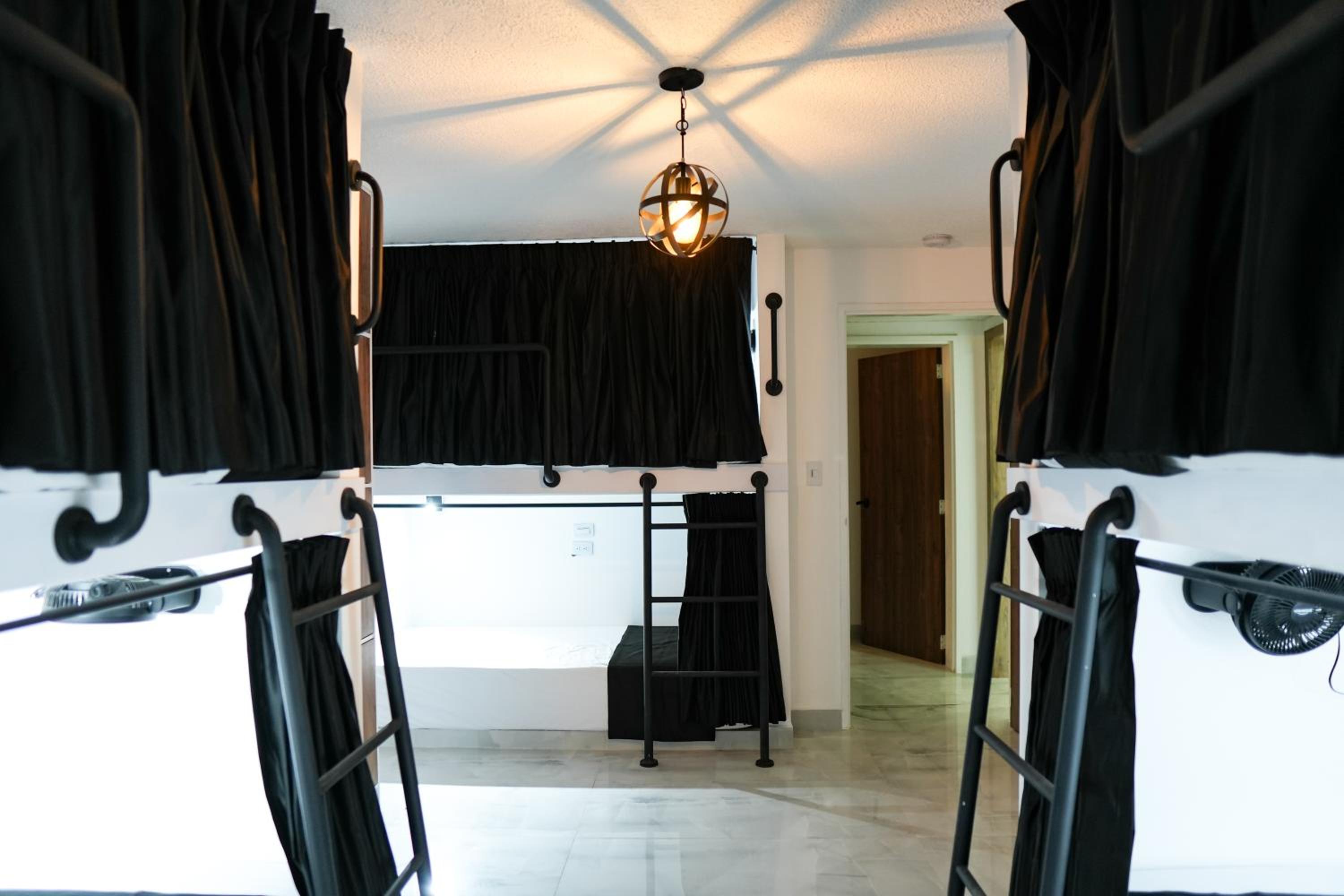 Qantic Lodging