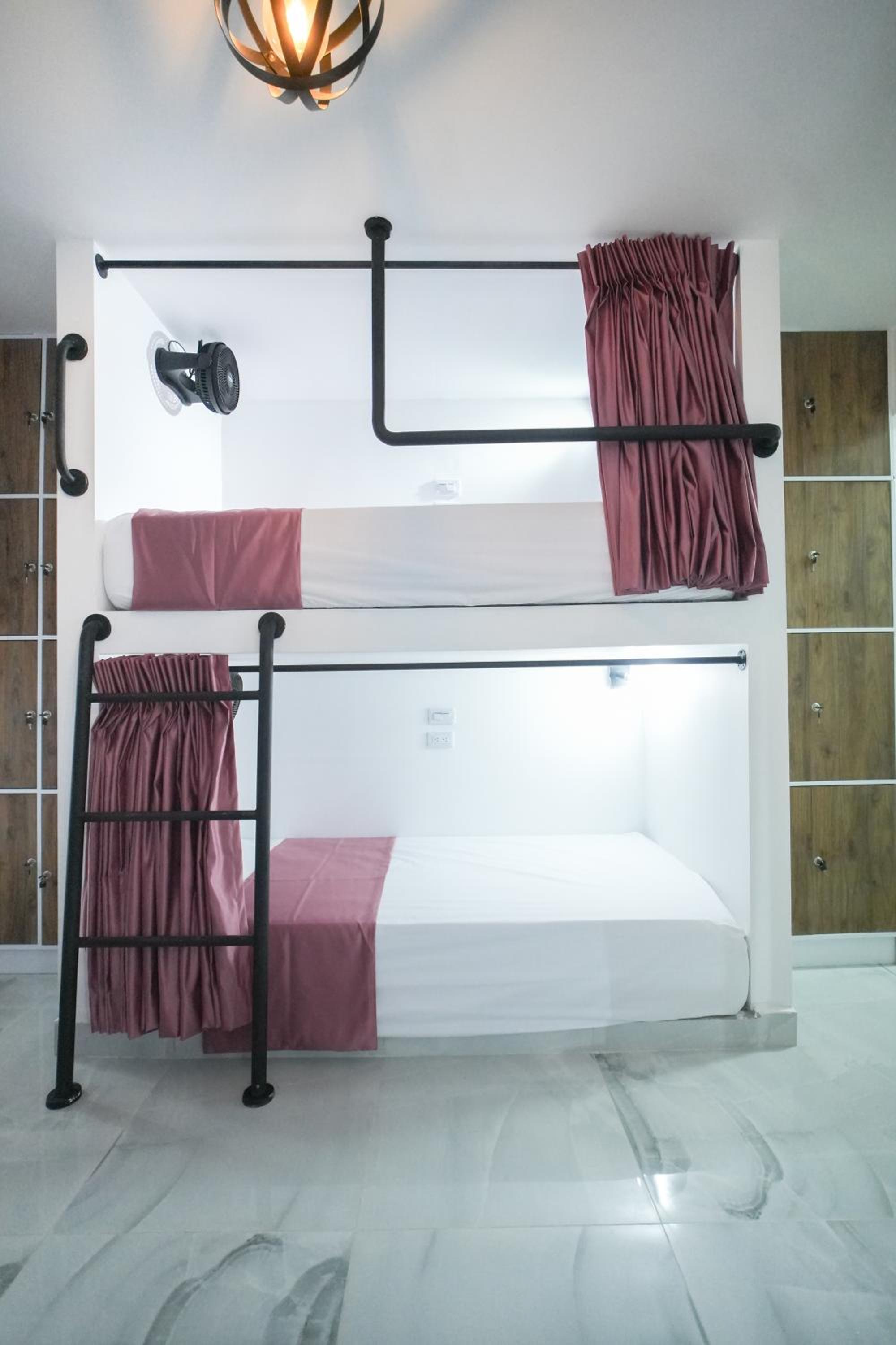 Qantic Lodging