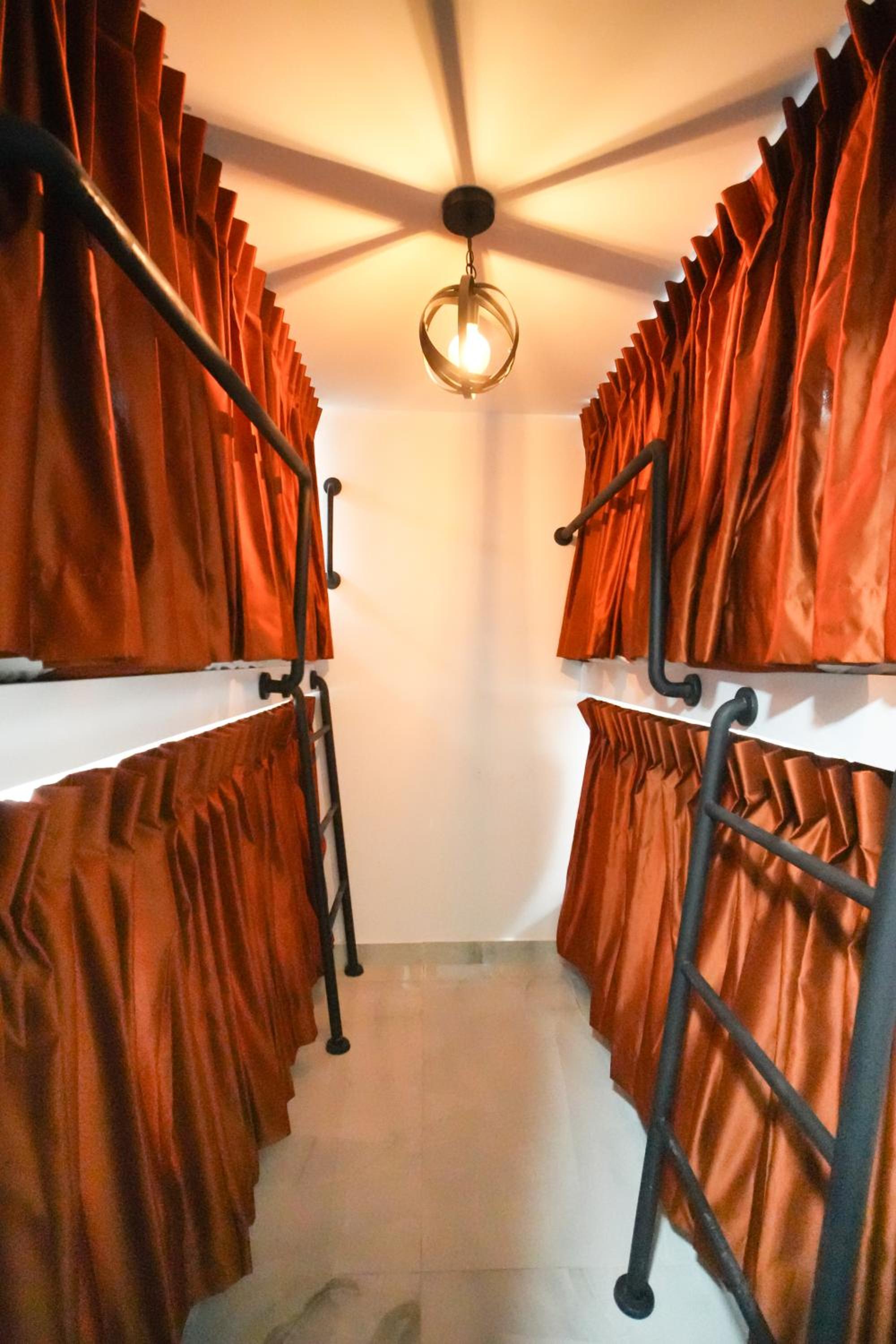 Qantic Lodging