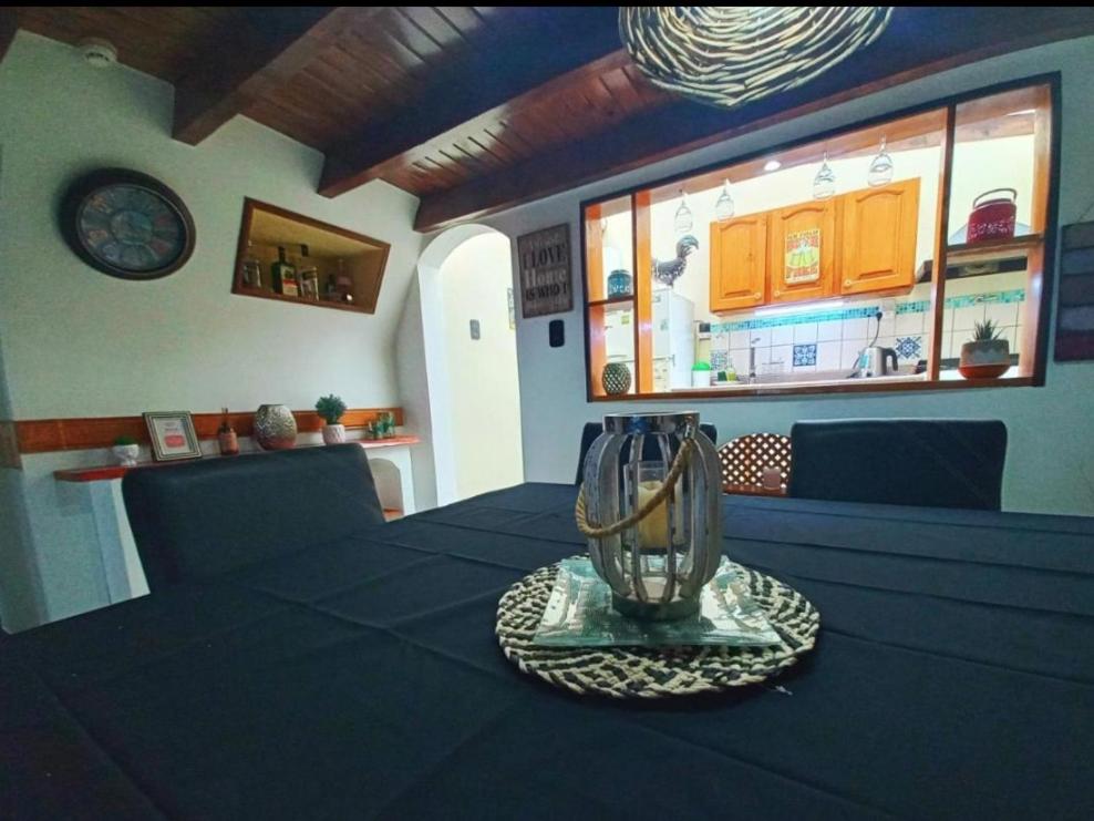 Ushuaia Magnifica Cabaña hasta 8 personas con vista a las montañas y al canal
