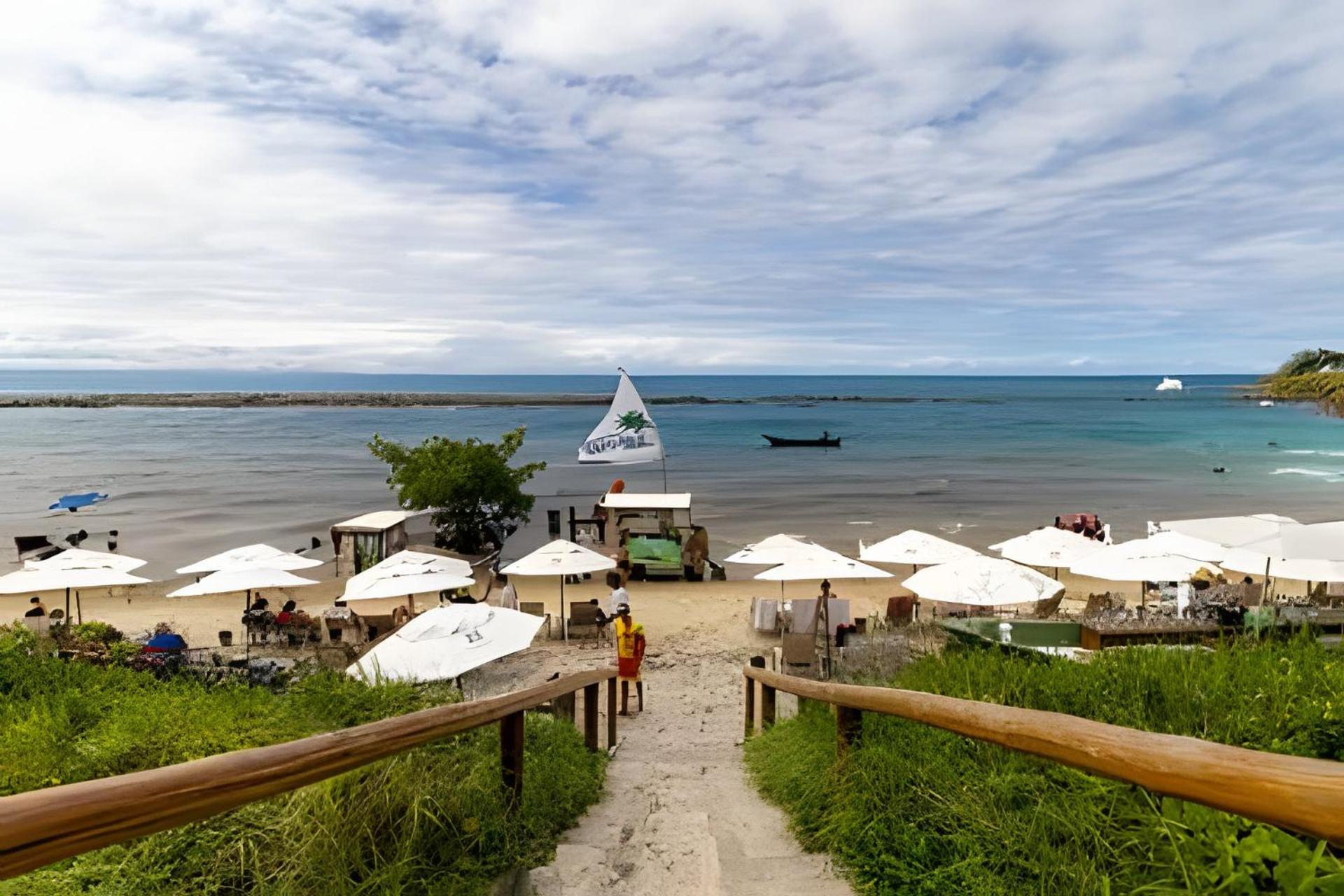 Resort luxuoso LaFleur Polinésia Muro Alto