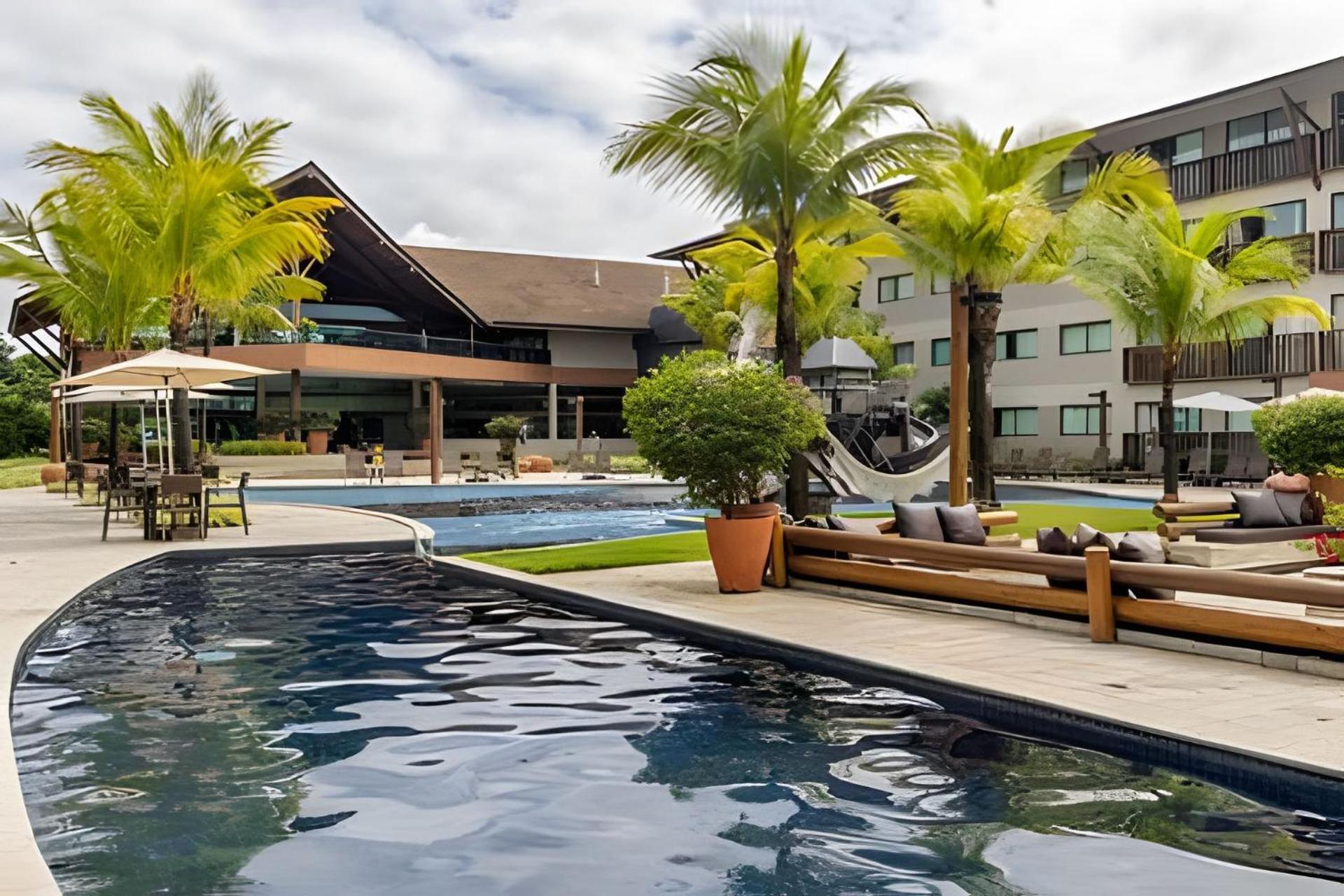 Resort luxuoso LaFleur Polinésia Muro Alto