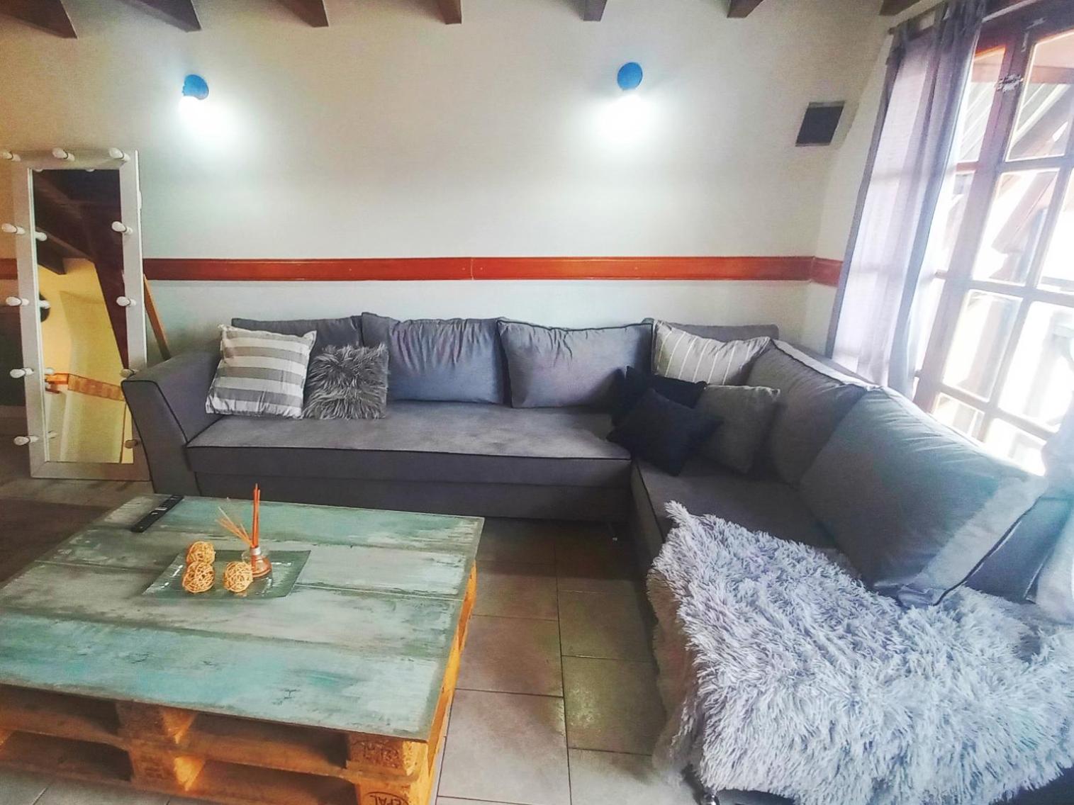 Ushuaia Magnifica Cabaña hasta 8 personas con vista a las montañas y al canal