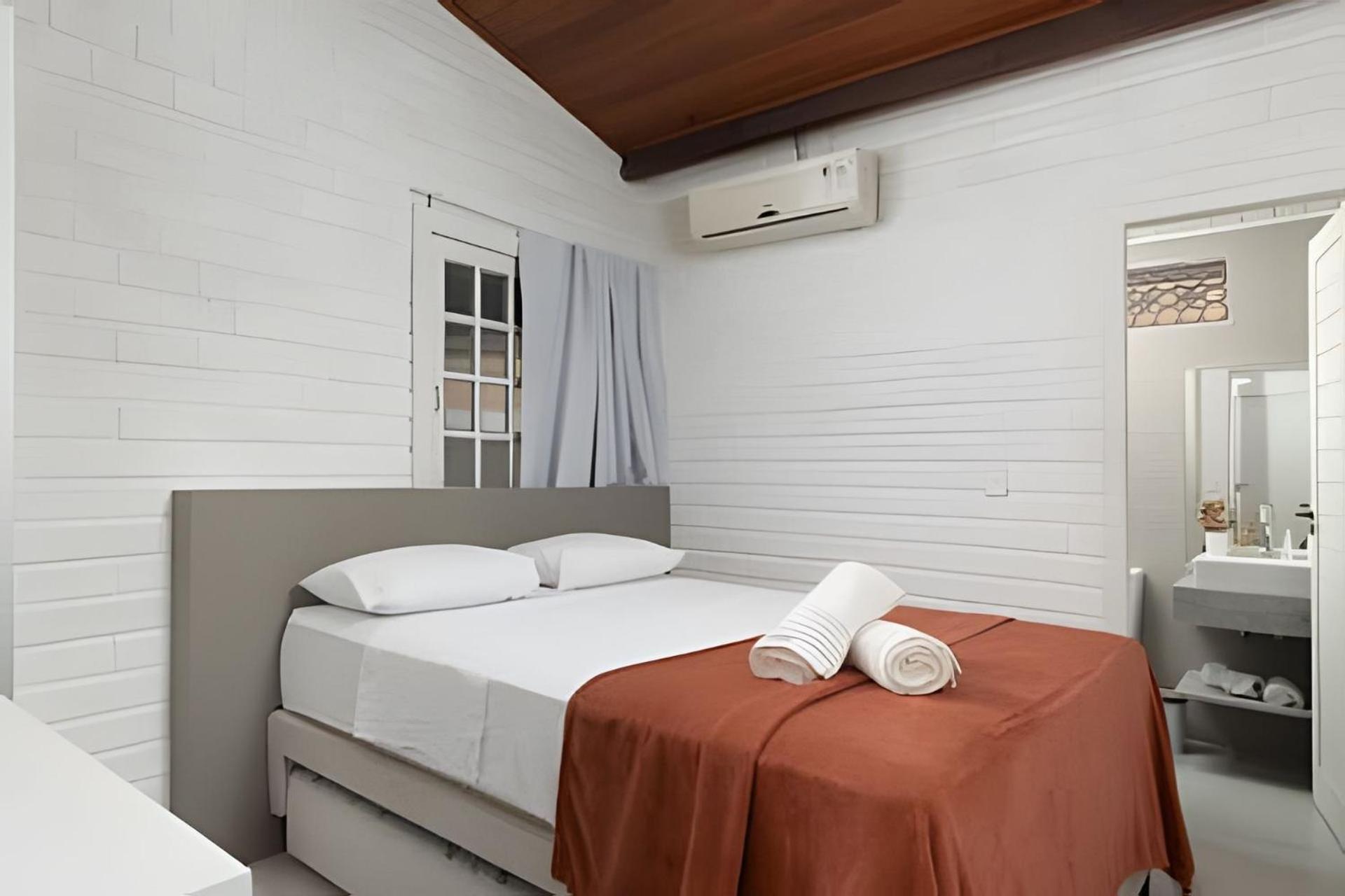 Casa 6 Suites p/ 20 - Sauna e Campo em Gravata