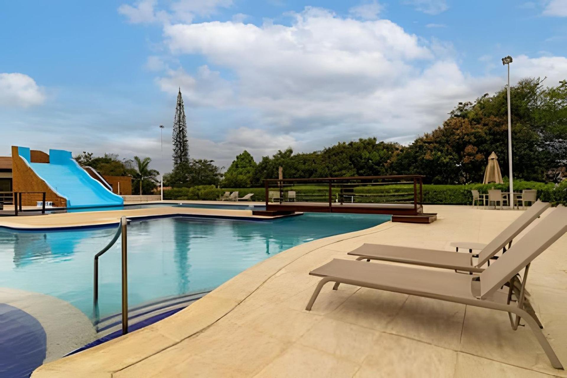 Casa 6 Suites p/ 20 - Sauna e Campo em Gravata