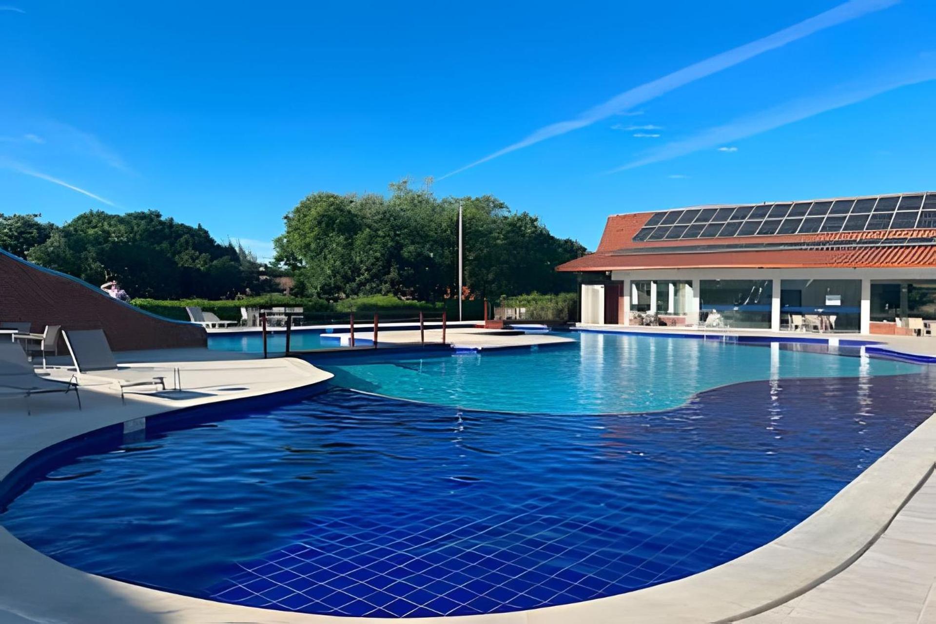 Casa 6 Suites p/ 20 - Sauna e Campo em Gravata
