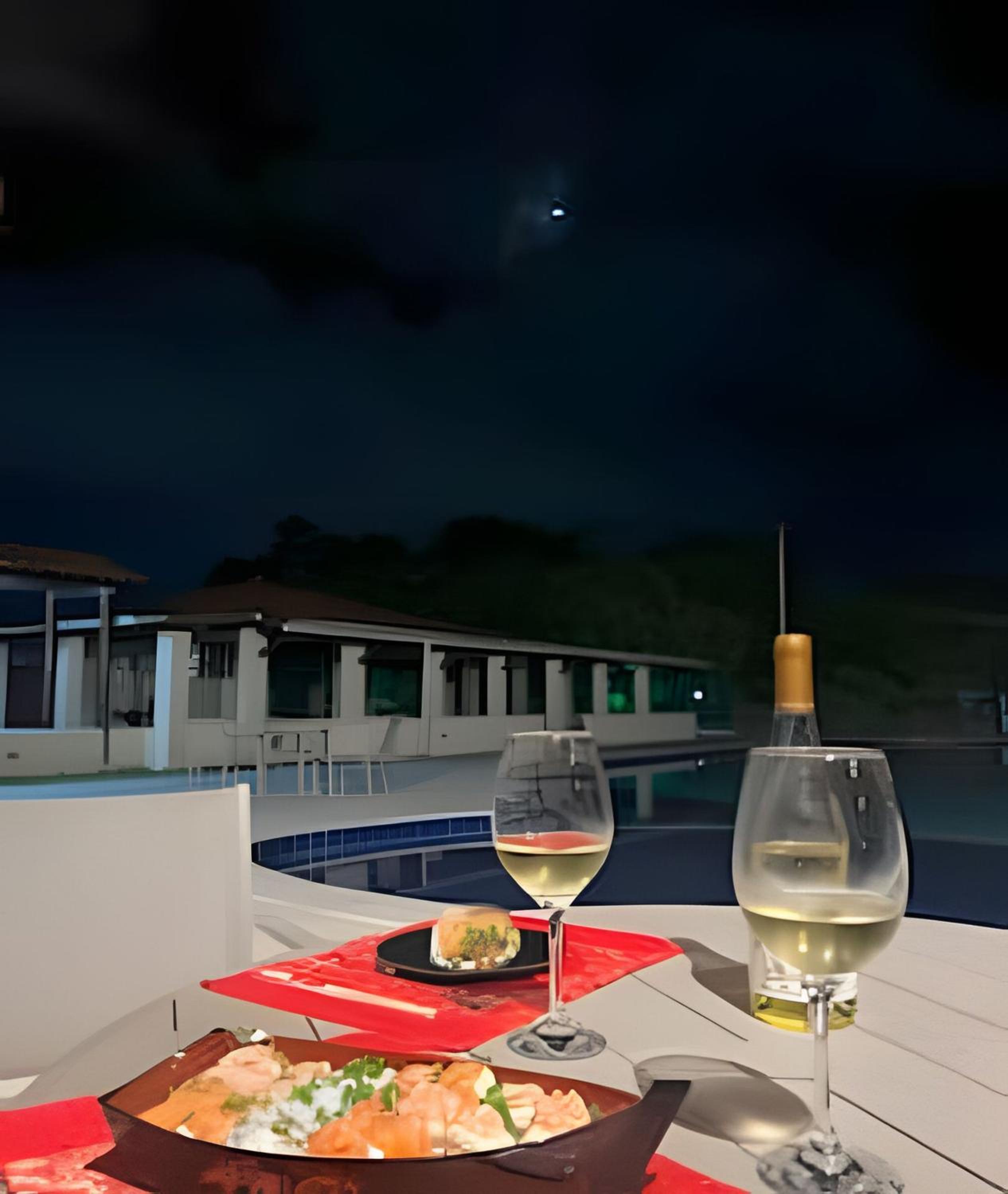 Casa 6 Suites p/ 20 - Sauna e Campo em Gravata