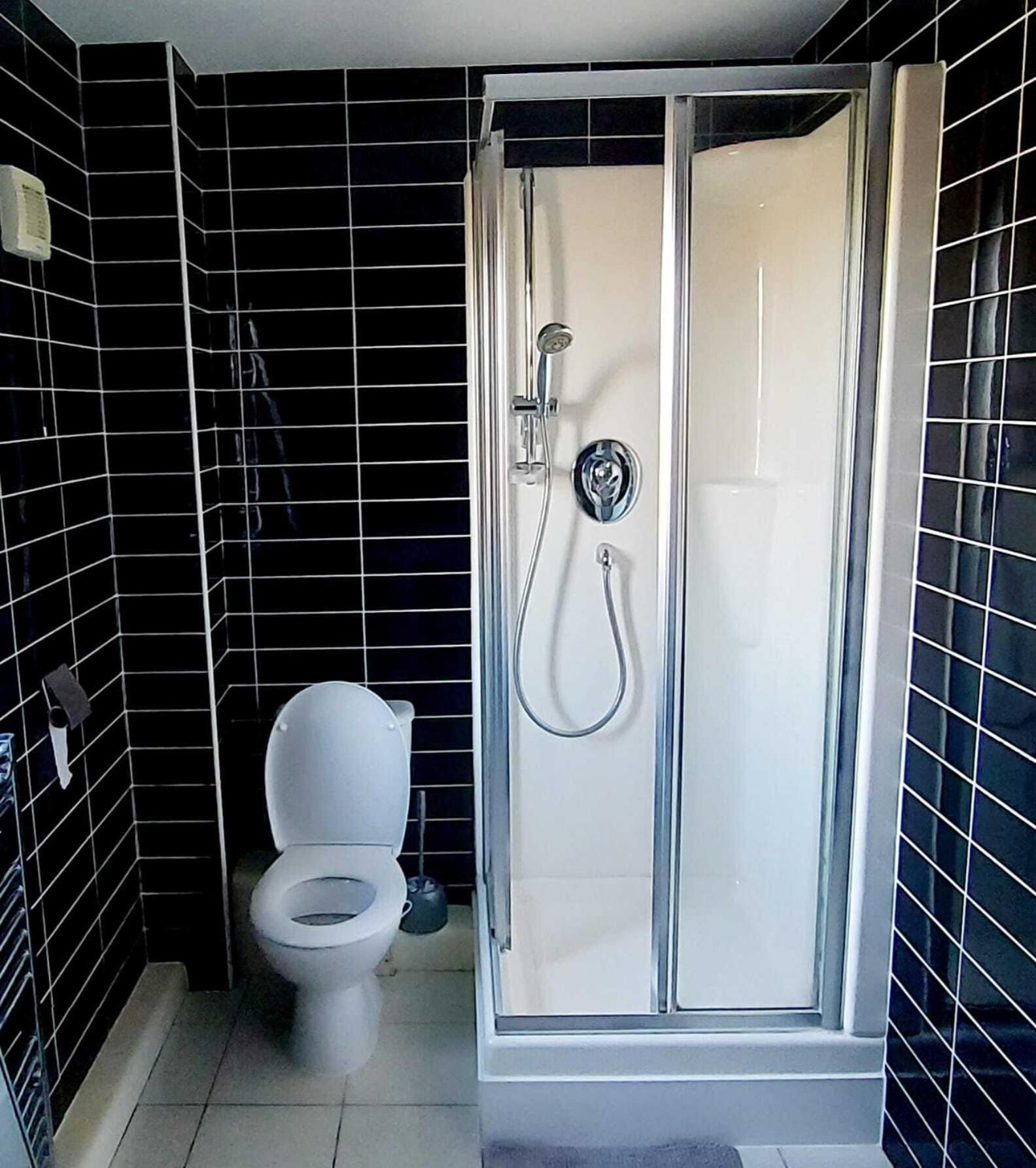 Sunderland Villa Luxuria 3 bedroom 3 Toilets Detached House