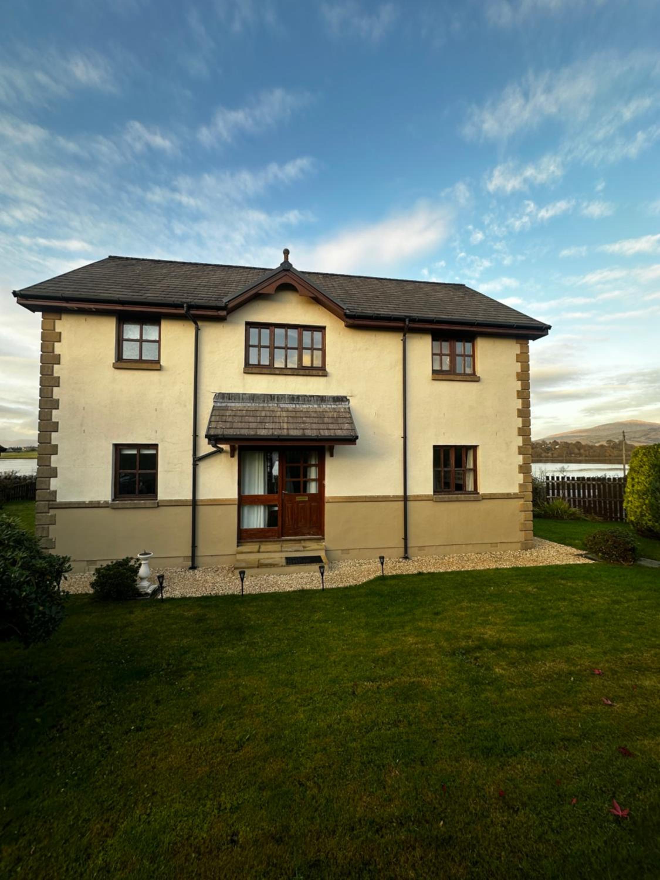 Lochedge House