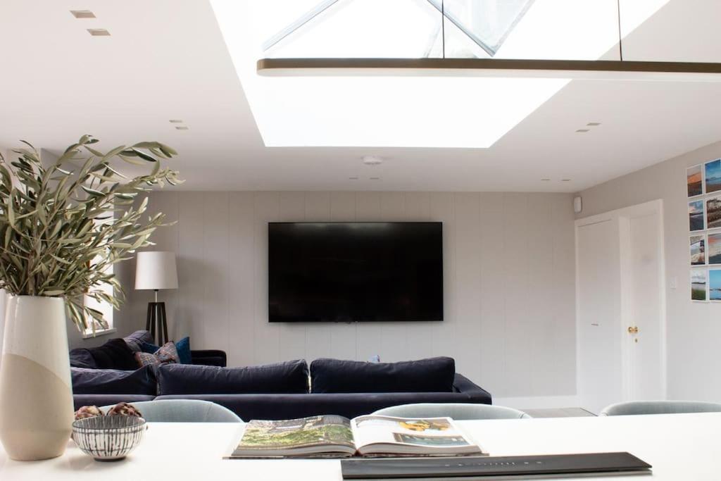 Harbourside luxury house