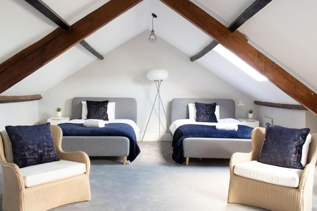 Harbourside luxury house
