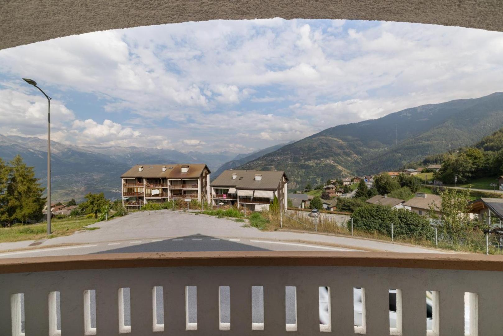 4 valleys Modern apartment with free parking