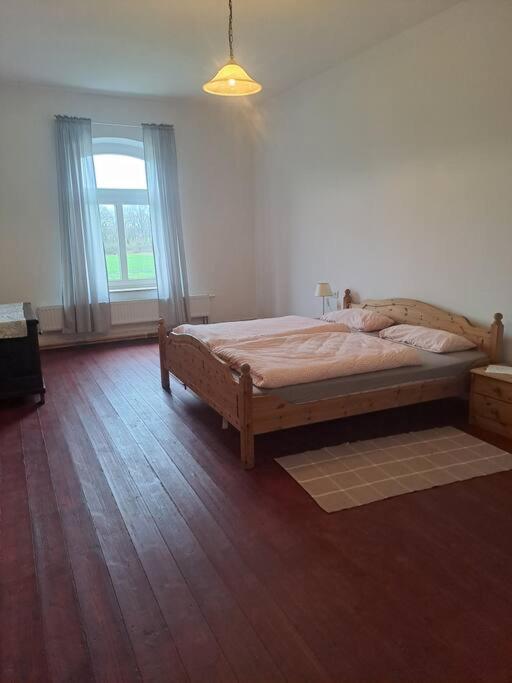 Wiesenblick im Gutshaus - Ferienwohnung