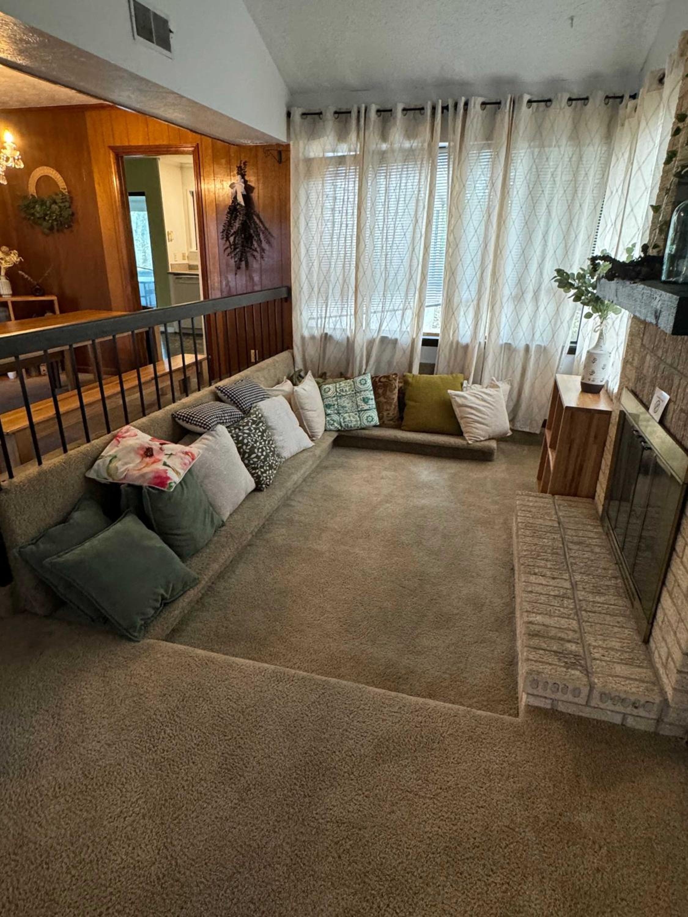 Montgomery Vacations - Near Hospital  Dining- Merry on Moorcroft - Property Image 10