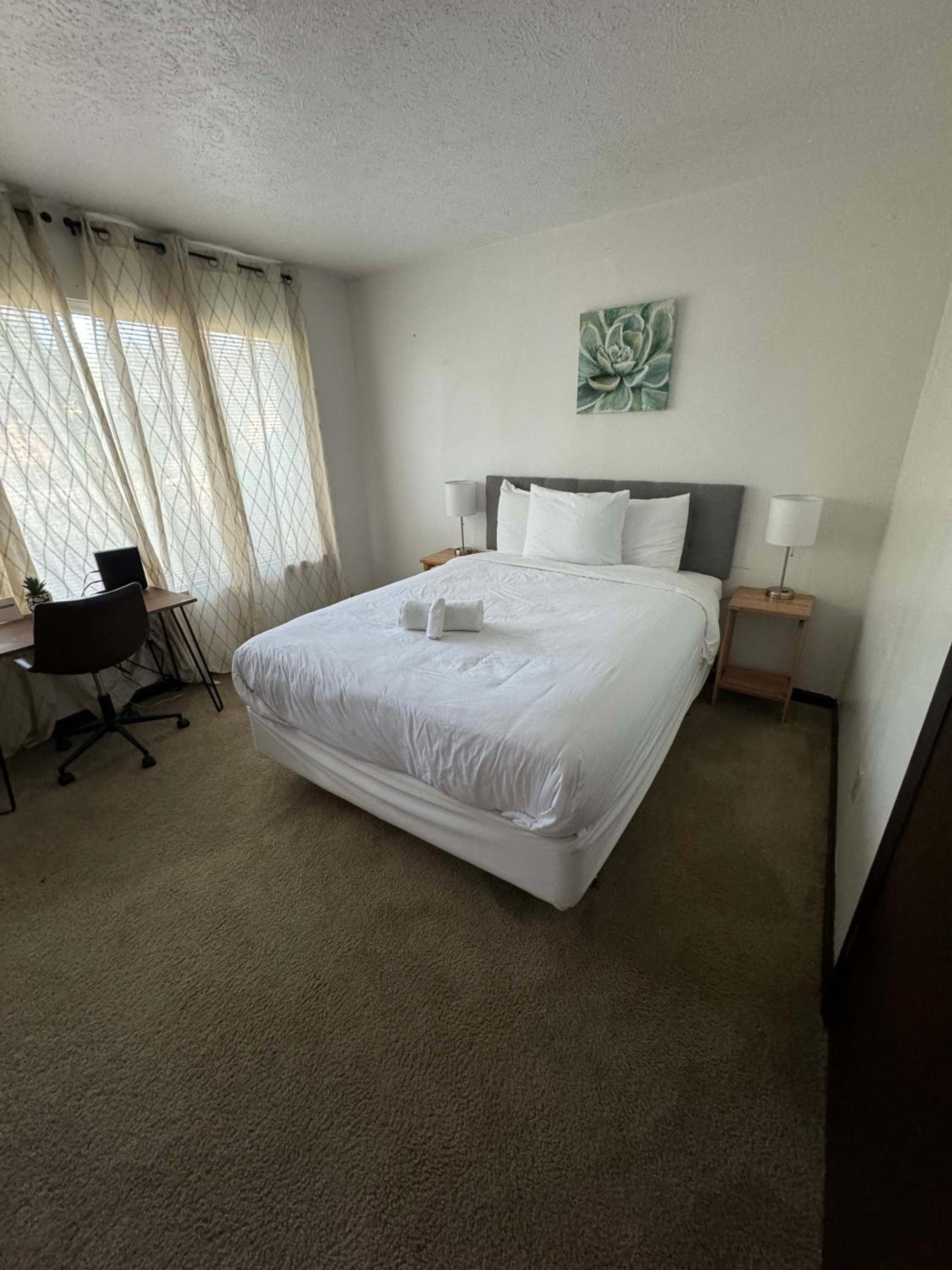 Montgomery Vacations - Near Hospital  Dining- Merry on Moorcroft - Property Image 3