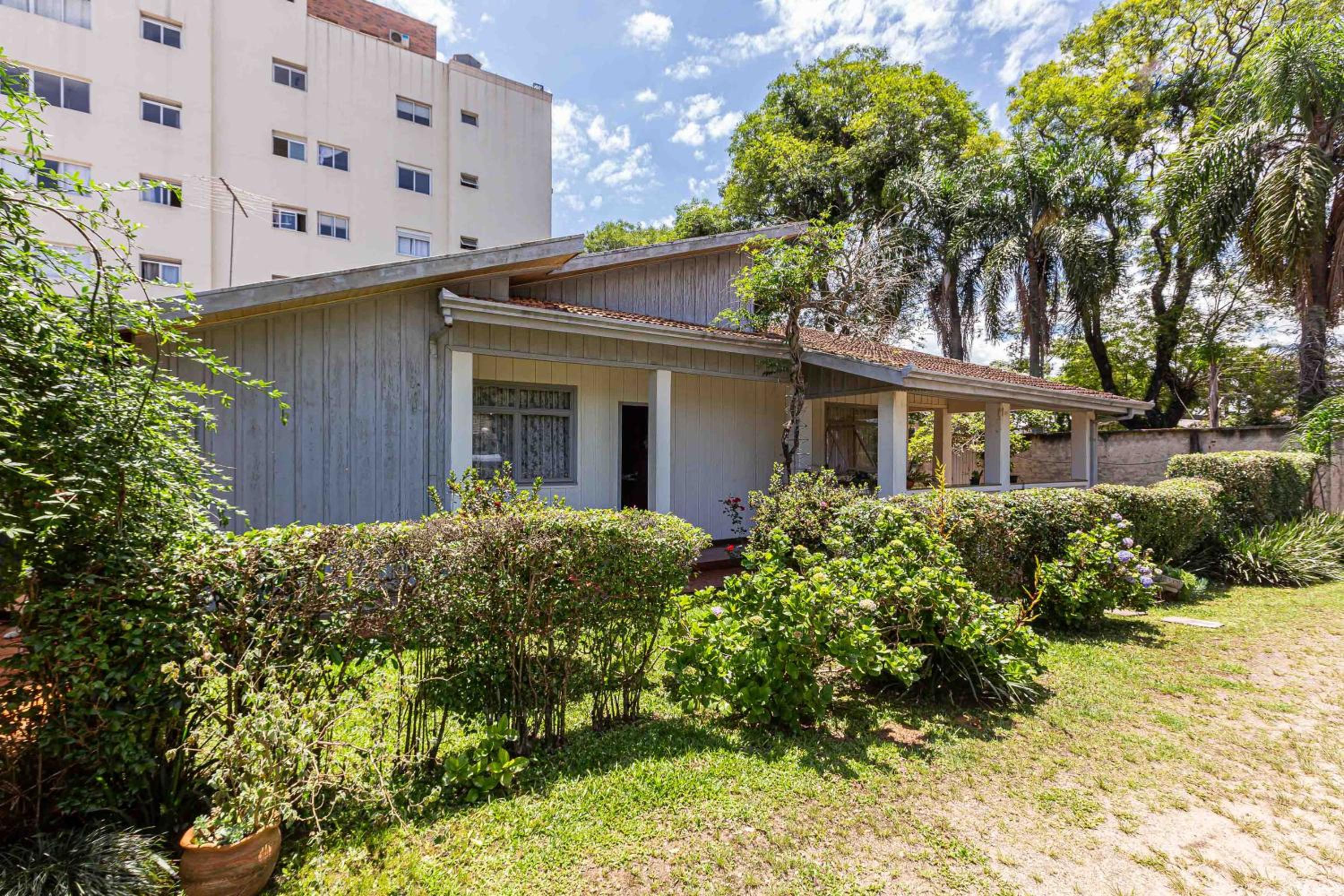 Memora Guesthouse Curitiba - Quartos em Casa próximo ao Parque Bacacheri