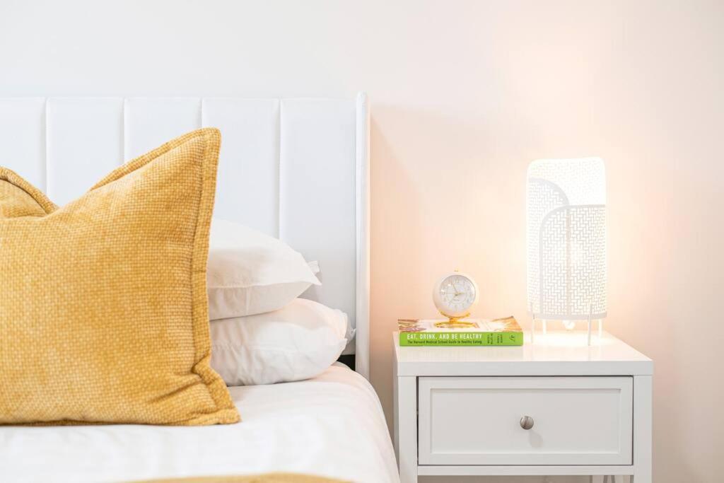 Luxury Family Home - Sleeps 10 - King Bed