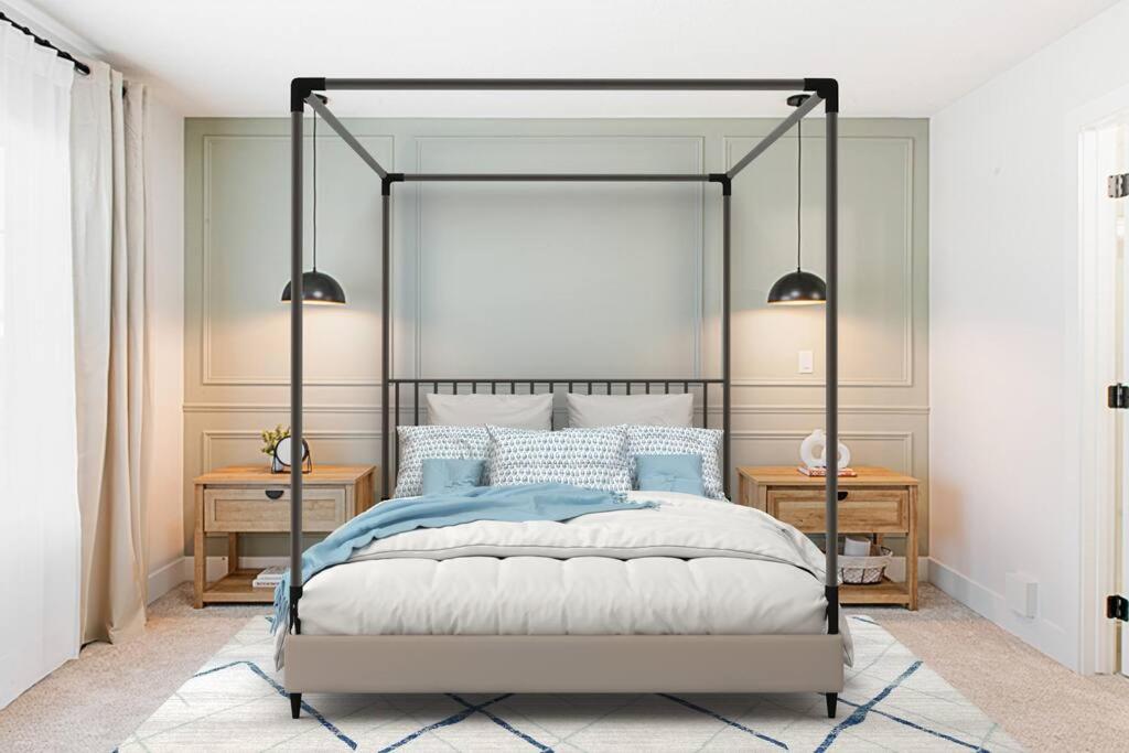 Luxury Family Home - Sleeps 10 - King Bed