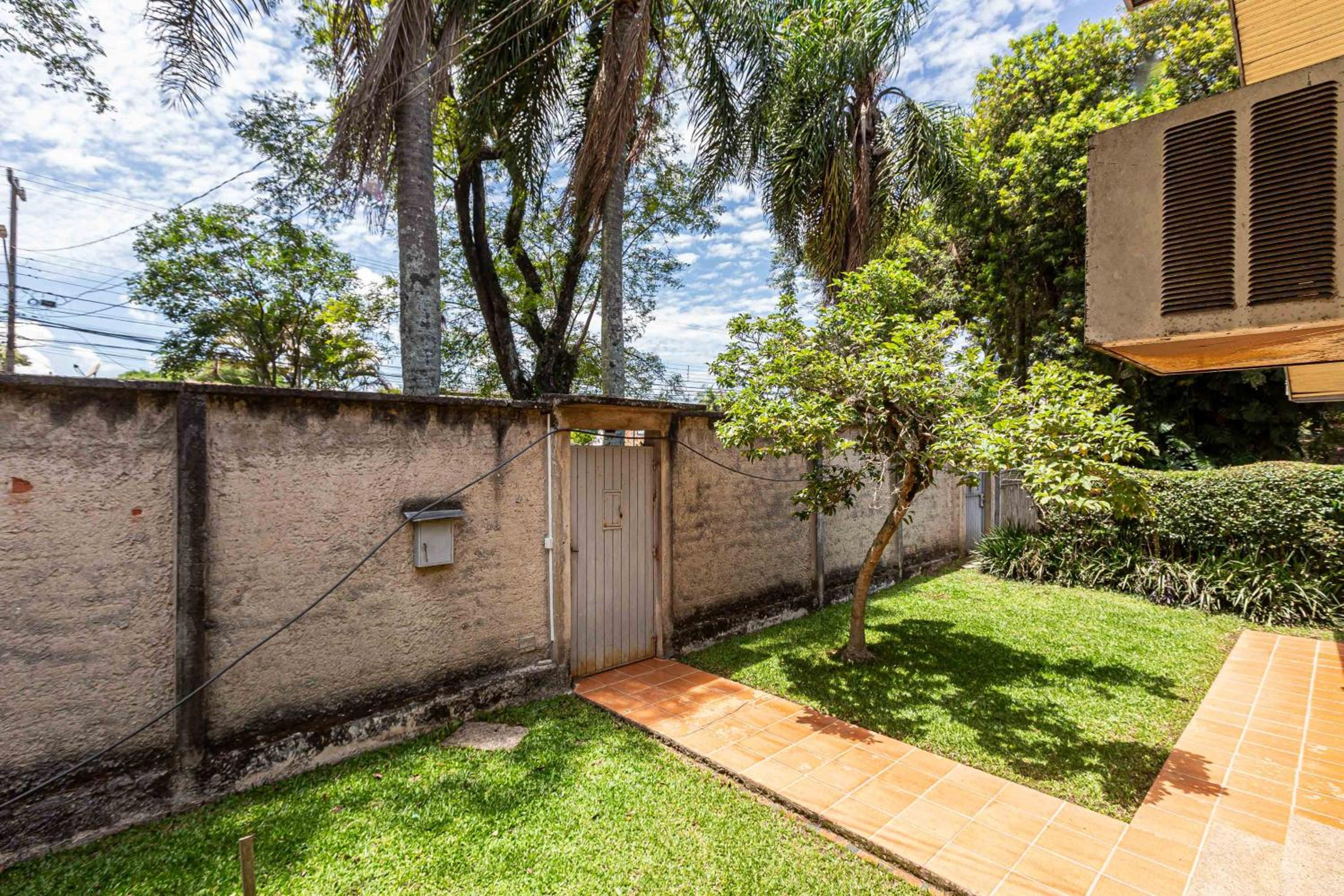 Memora Guesthouse Curitiba - Quartos em Casa próximo ao Parque Bacacheri